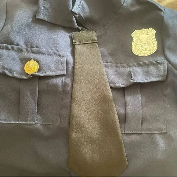 Dress Up America Deluxe Police Dress Up Costume Set , 4-6 years old - Picture 10 of 12